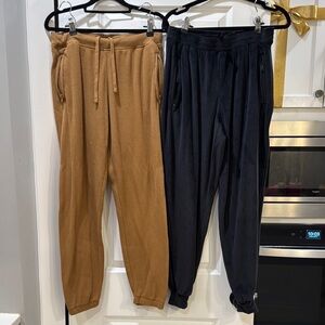 SKIMS Joggers